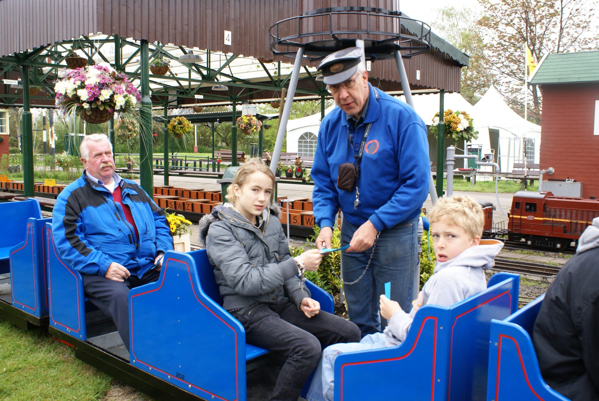 KaartjeKnippen